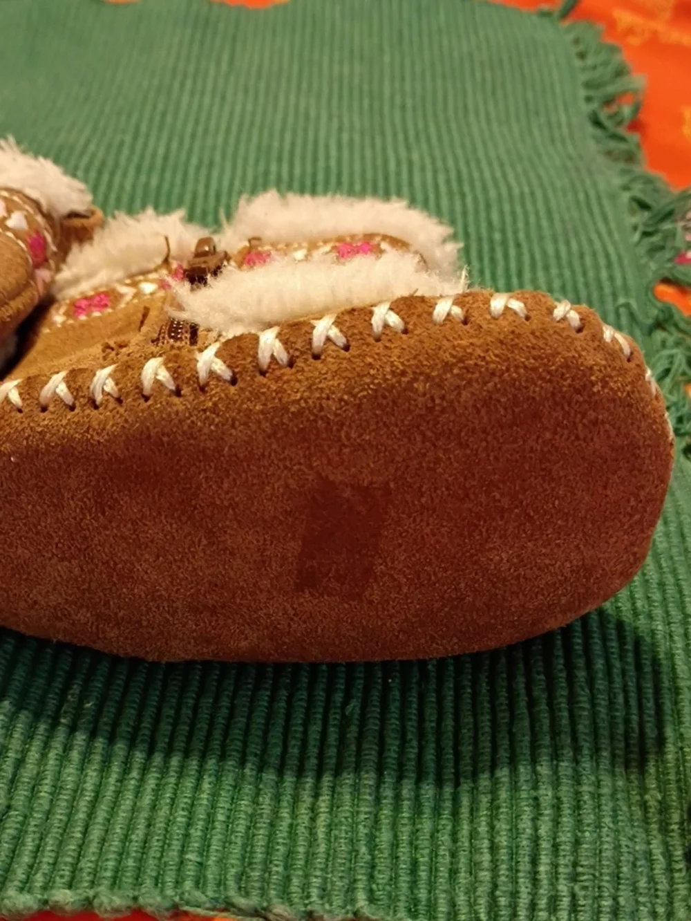 Cozy Brown Faux-Fur Lined Kids Boots with Pink Stitch Detail